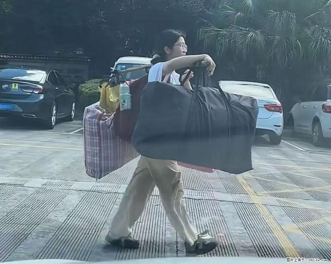 全网追的“扁担女孩”，找了一份暑假工，时薪12元 - 汕头生活资讯 - 汕头28生活网 st.28life.net